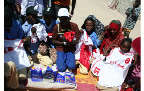 LE CEST pense aux  Enfants du NIGER 
