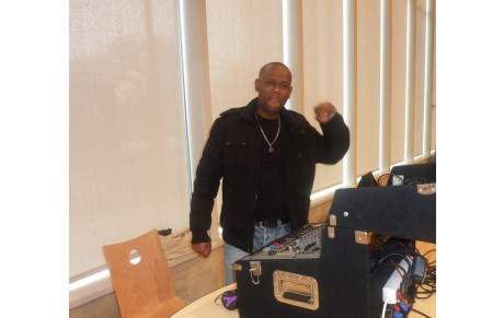  LE CEST A SON DJ   !!!