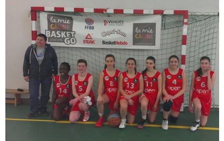 MINIME  : TOURNOI MIE CALINE