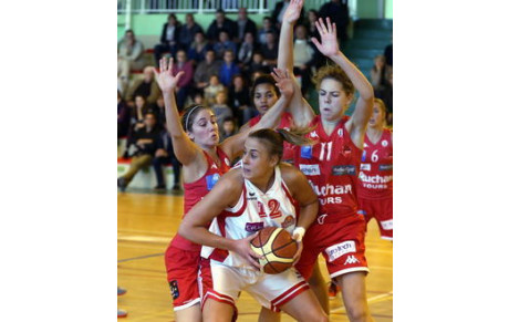 CEST : ELLES JOUENT POUR LA &quot;GAGNE&quot; !