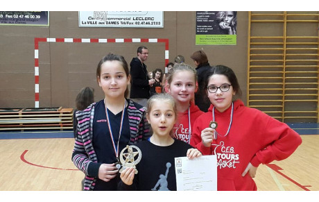  CEST: BASKET D'OR ET PANIER D'OR 